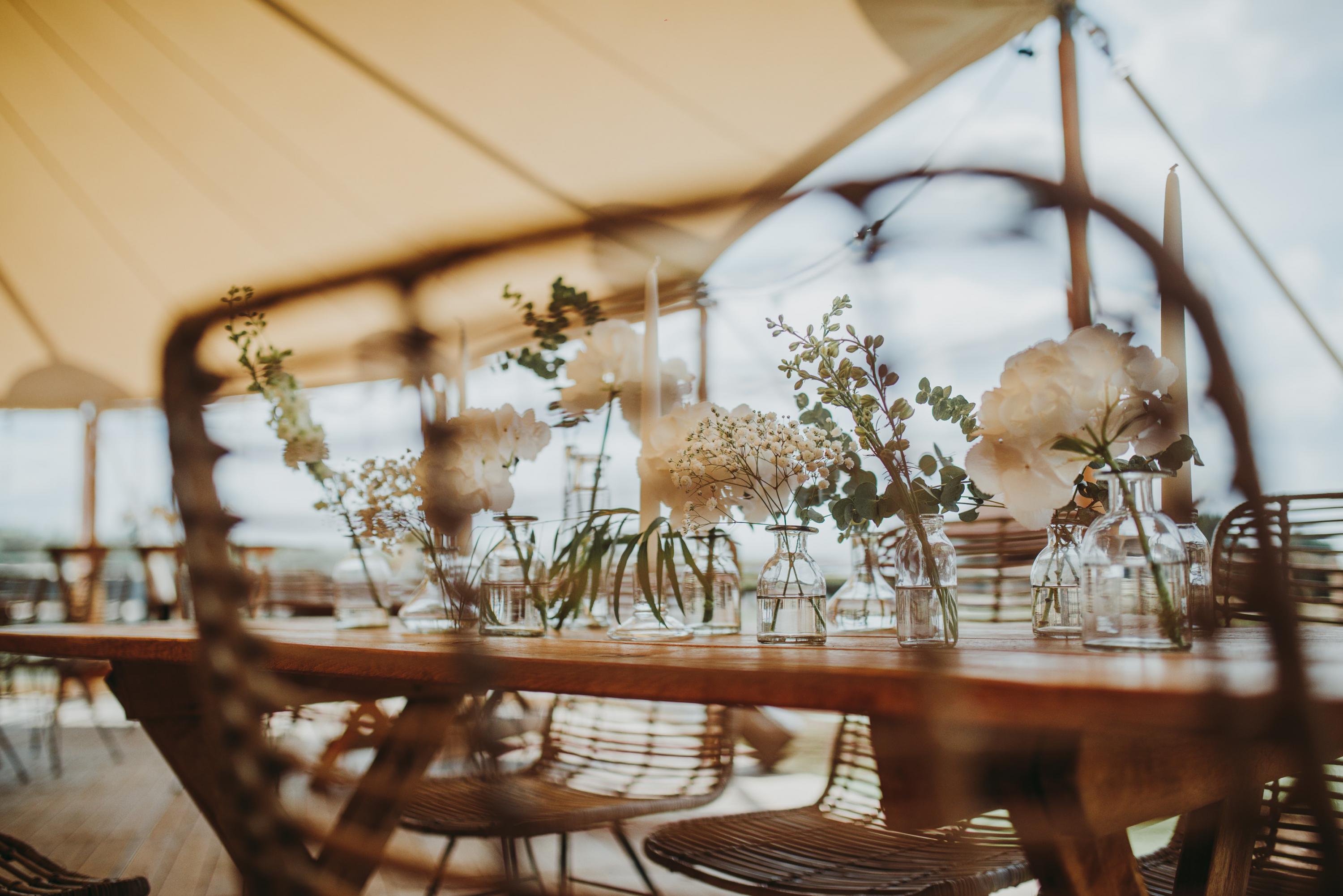 table setting with white flowers
